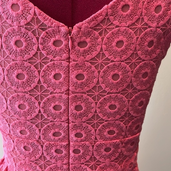 Banana Republic dress midi Sweet Peach Coral Eyelet circle pattern   EUC  Size 4 - Picture 9 of 11